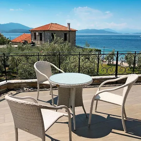 Lefkothea Apartment *