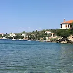 Lefkothea شقة